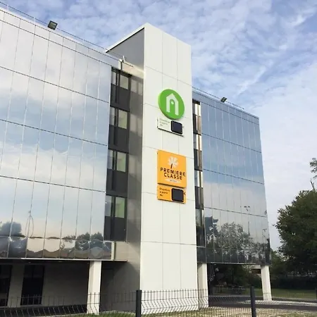 Campanile Bordeaux Ouest - Aeroport 3*