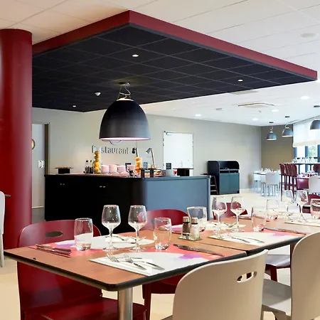Hotel Campanile Bordeaux Ouest - Aeroport