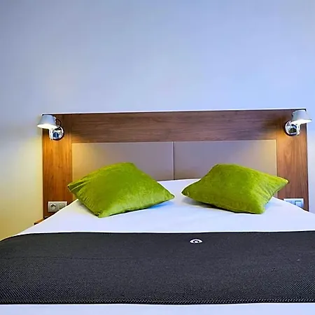 Campanile Bordeaux Ouest - Aeroport 3*
