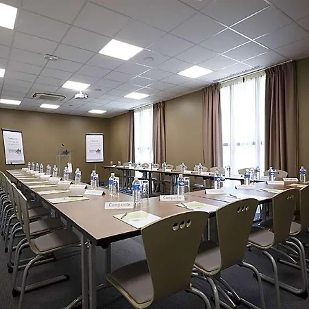 Campanile Bordeaux Ouest - Aeroport 3*
