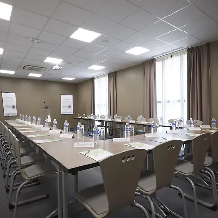 Campanile Bordeaux Ouest - Aeroport Hotel Mérignac
