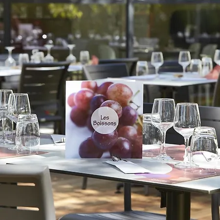 Hotel Campanile Bordeaux Ouest - Aeroport 3*