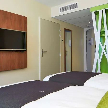 Campanile Bordeaux Ouest - Aeroport Hotel 3*