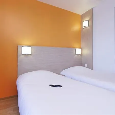Campanile Bordeaux Ouest - Aeroport 3*
