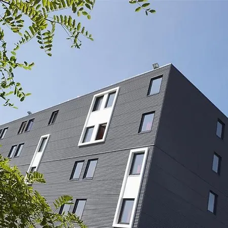 Hotel Campanile Bordeaux Ouest - Aeroport 3*
