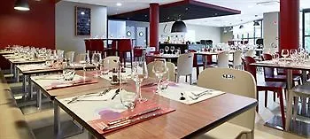 Campanile Bordeaux Ouest - Aeroport Hotel