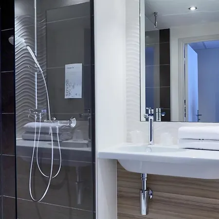 Hotel Campanile Bordeaux Ouest - Aeroport Merignac (Gironde)