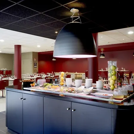 Campanile Bordeaux Ouest - Aeroport Hotel