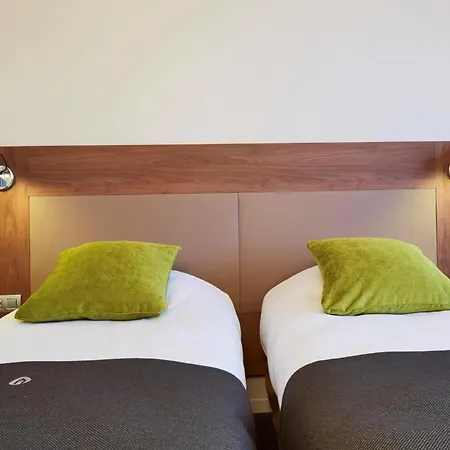 Hotel Campanile Bordeaux Ouest - Aeroport 3*