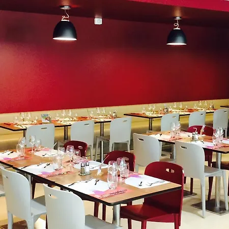 Hotel Campanile Bordeaux Ouest - Aeroport 3*
