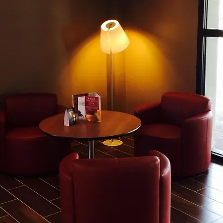 Campanile Bordeaux Ouest - Aéroport Hotel 3*