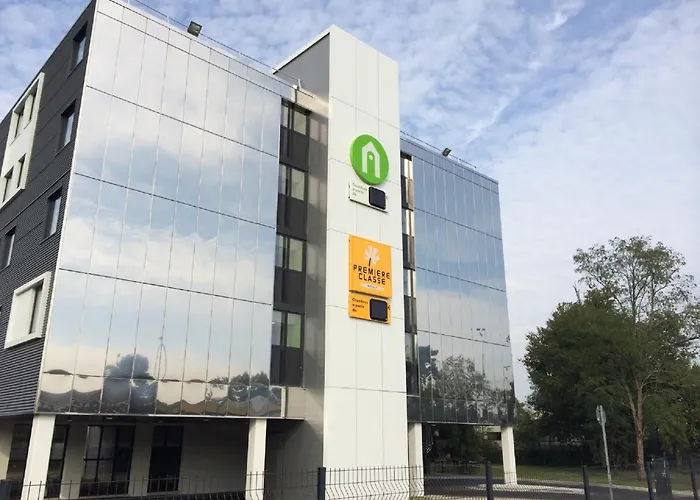 Campanile Bordeaux Ouest - Aeroport 3*