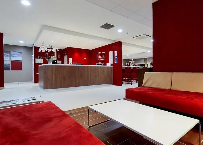 Hotel Campanile Bordeaux Ouest - Aeroport