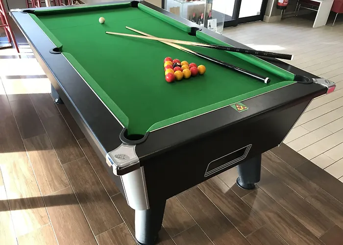 Campanile Bordeaux Ouest - Aeroport 3*