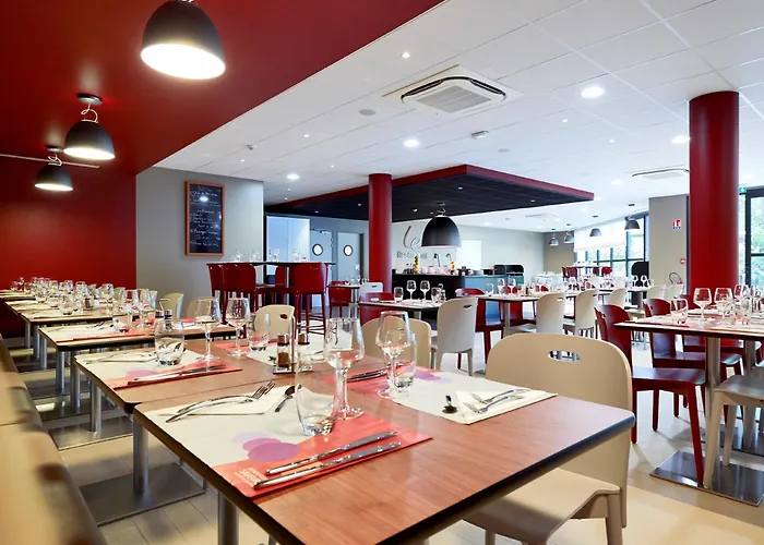 Campanile Bordeaux Ouest - Aeroport 3* Mérignac