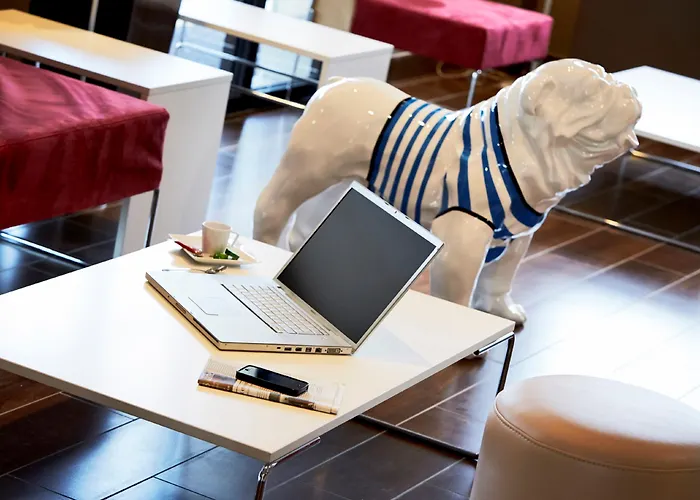 Campanile Bordeaux Ouest - Aeroport Merignac (Gironde)