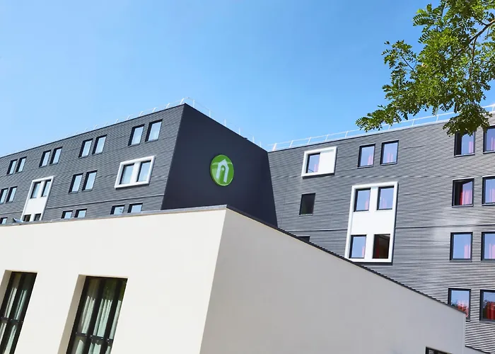 Campanile Bordeaux Ouest - Aeroport Hotel 3*