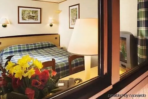 Campanile Bordeaux Ouest - Aeroport Hotel Mérignac