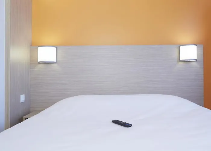 Hotel Campanile Bordeaux Ouest - Aeroport