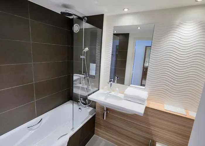 Hotel Campanile Bordeaux Ouest - Aeroport