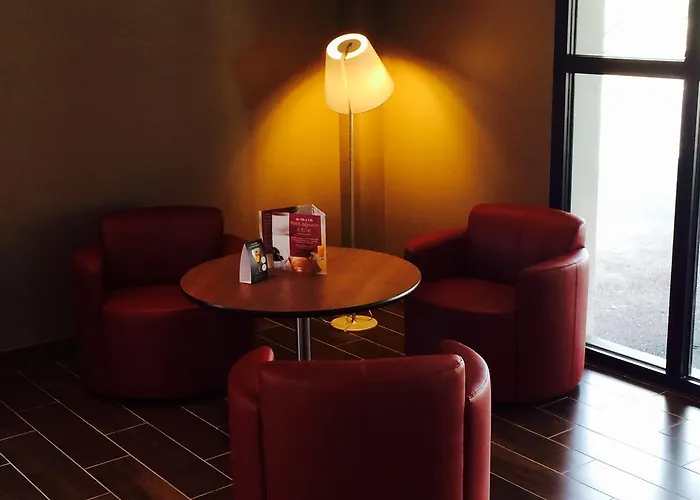 Campanile Bordeaux Ouest - Aeroport Hotel 3*